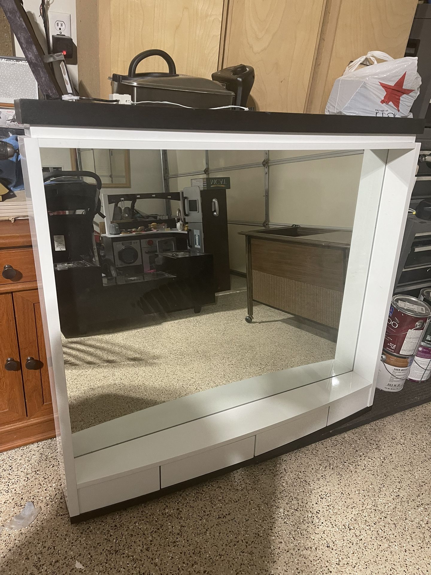 White Dresser Mirror With Storage 