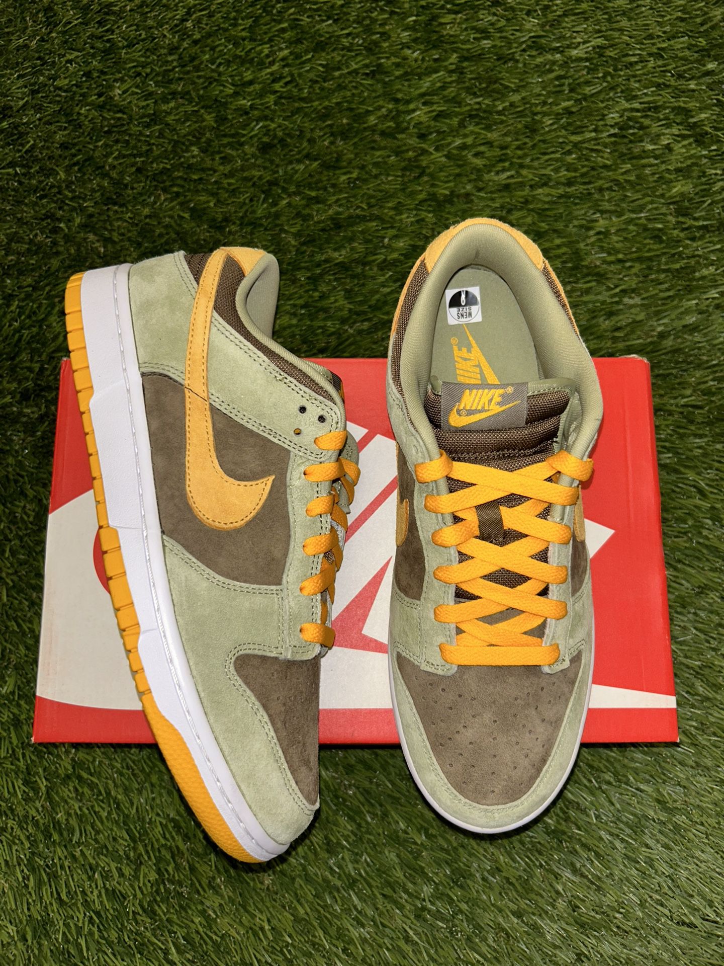 Nike Dusty Olive Dunk Low 