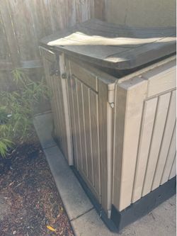 Free plastic storage