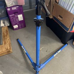 Park Tool Bike Service Lift 