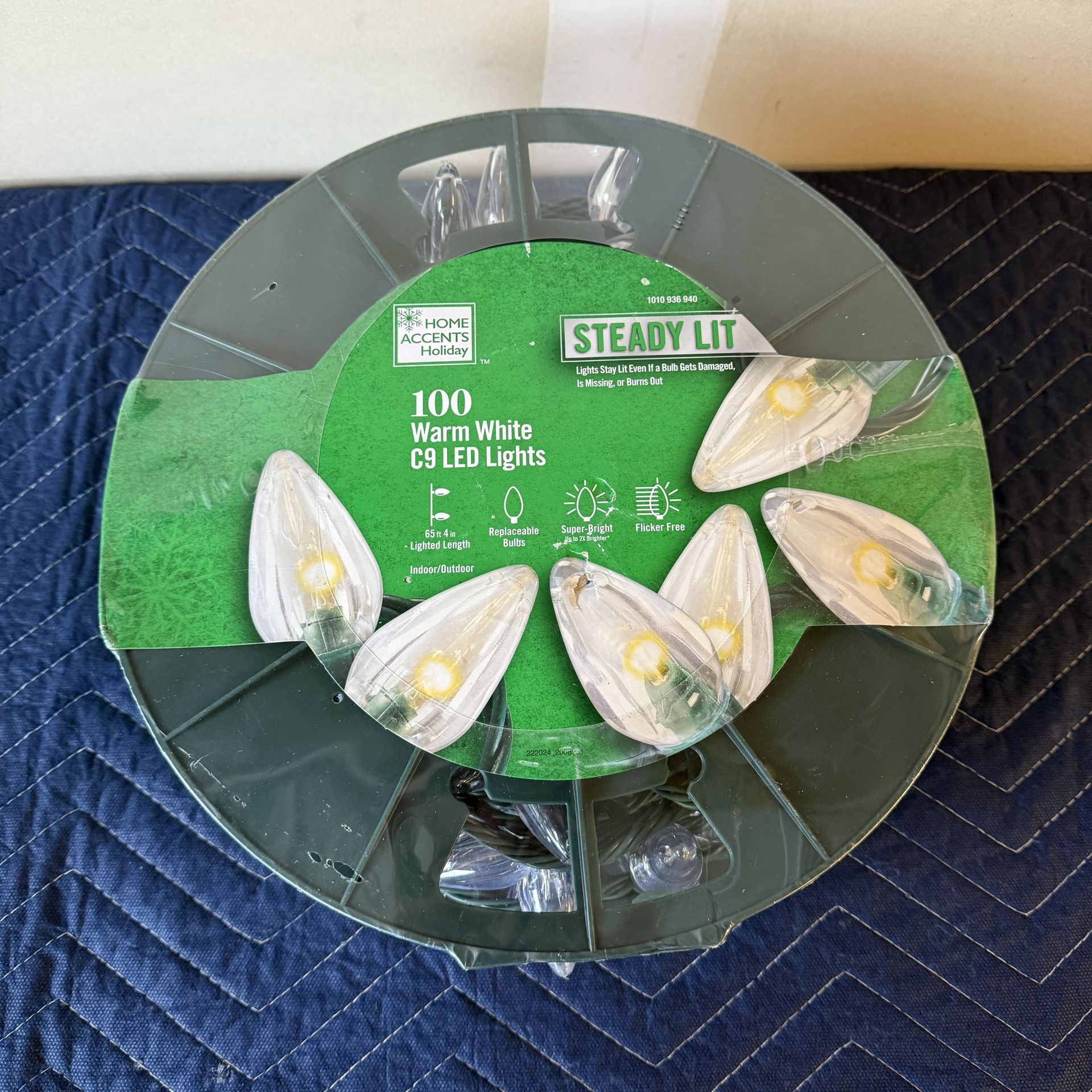 Christmas Lights 100 Warm White C9 LED Lights Indoor/Outdoor Steady Lit NEW