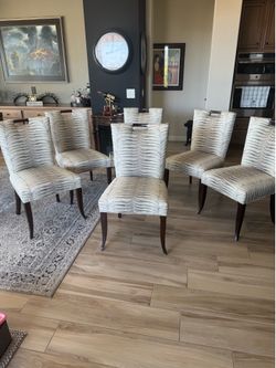 Beautiful Dining Chairs (6)