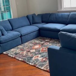 Large U-Shape Sectional For Sale (customizable configuration)