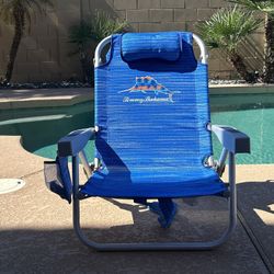 Tommy Bahama Backpack Beach Chair w/ Pillow Like New
