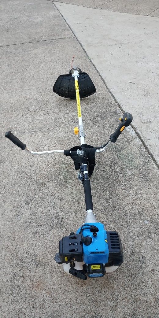 BX BLUE MAX BRUSH CUTTER/TRIMMER