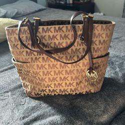 Michael Kors purse
