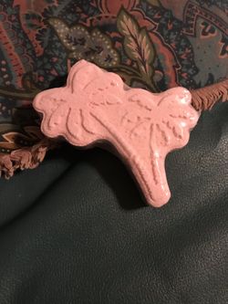 Brand new victoria secret pink bath bomb