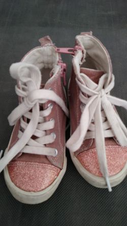 Tennis shoes for girls