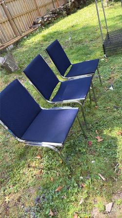 Set of 4 chairs