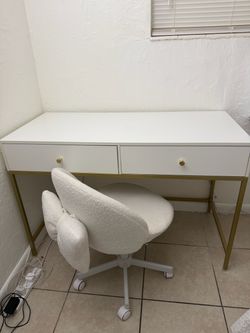 Desk and chair combo