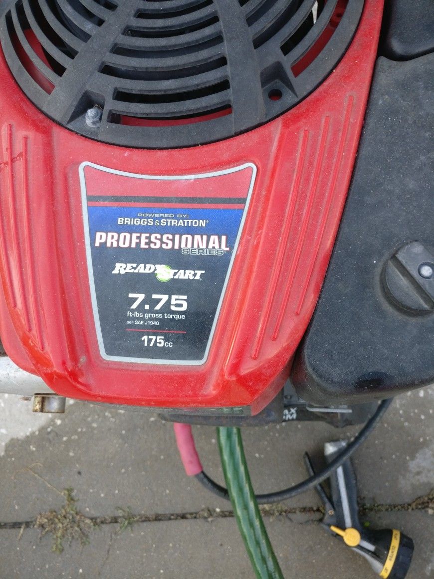Troybilt Pressure Washer 2700 for Sale in Brandon, FL OfferUp