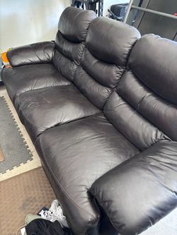 Power sofa recliner