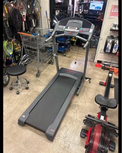 Weslo Cadense 5.9i Fold Up Bluetooth Treadmill