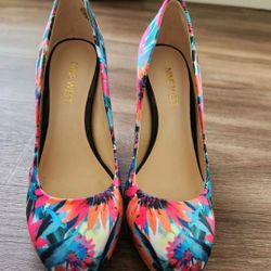Nine West Wedges Size 5