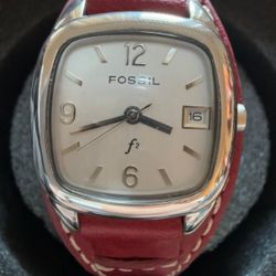 VTG Fossil Womens Ladies Genuine Leather Watch - Red - Needs Battery
