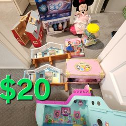 Toy Lot #1 Gabby Dollhouse, Bluey Beach house FROZEN