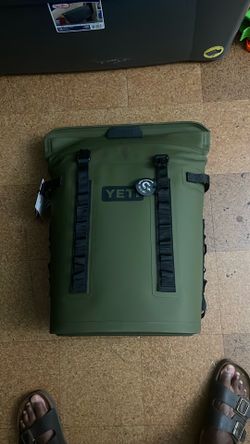 NEW YETI HOPPER M20 BACKPACK COOLER OLIVE/BLACK