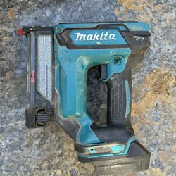 Makita Pin nailer