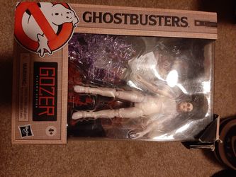 GHOSTBUSTER FIGURE