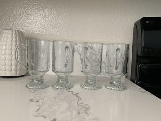 Set of four princesses house glass coffee cups