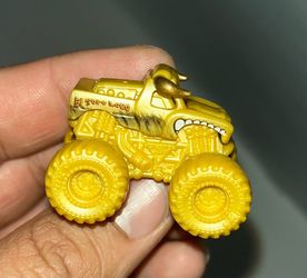 Monster Jam Mini Pre-Owned Series 3 Gold El Toro Loco VHTF Chase 2021 1:87 Truck