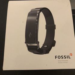 Fossil Fitbit 