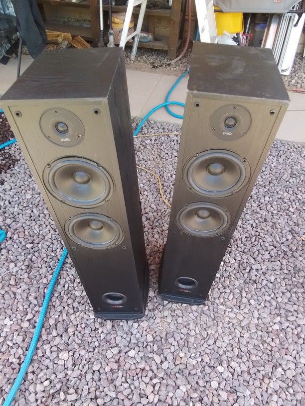 Polk Audio R50 Tower Speakers 