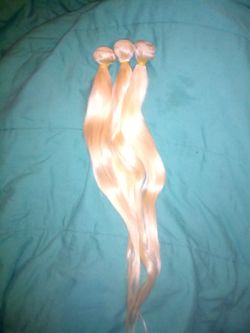 30' Blonde Hair Bundles 