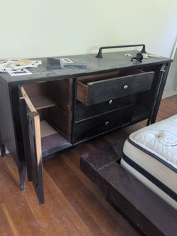 Credenza