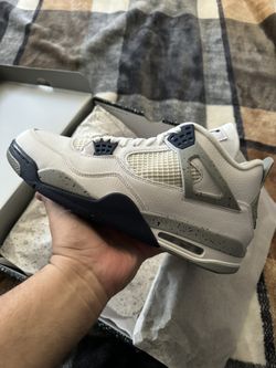 Jordan 4 Midnight Navy
