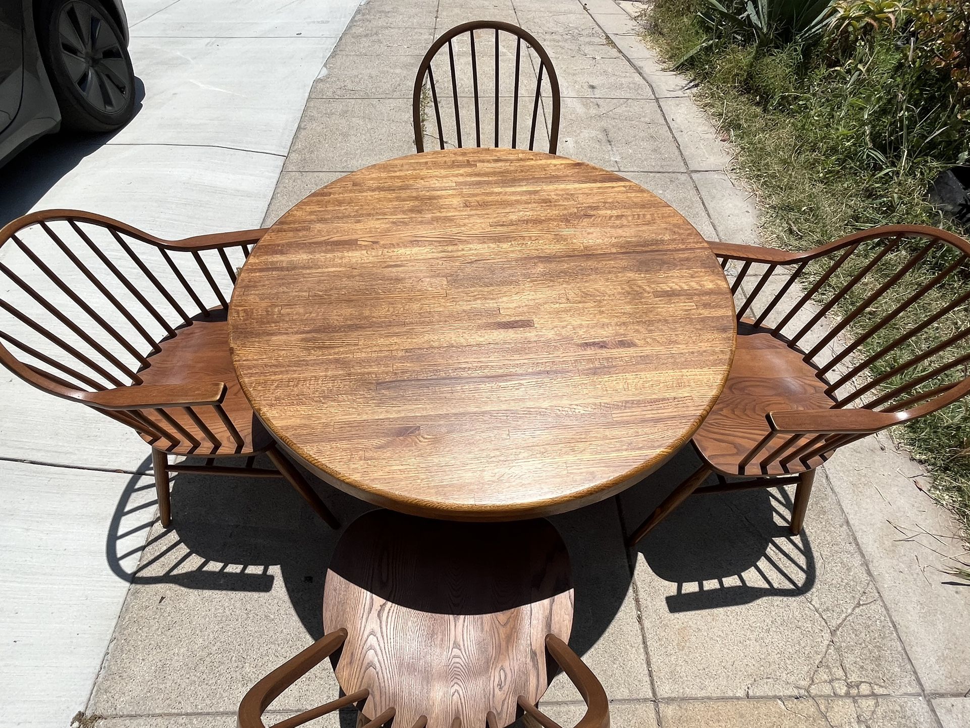 Dining Table + Chairs