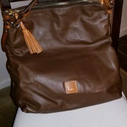 Dooney & Bourke Large Tote Bag 