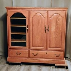 Oak TV Cabinet w/ built-in outlets