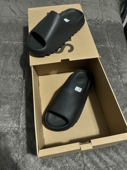 Yeezy Slides