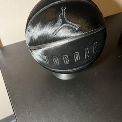 Black Cat basketball 