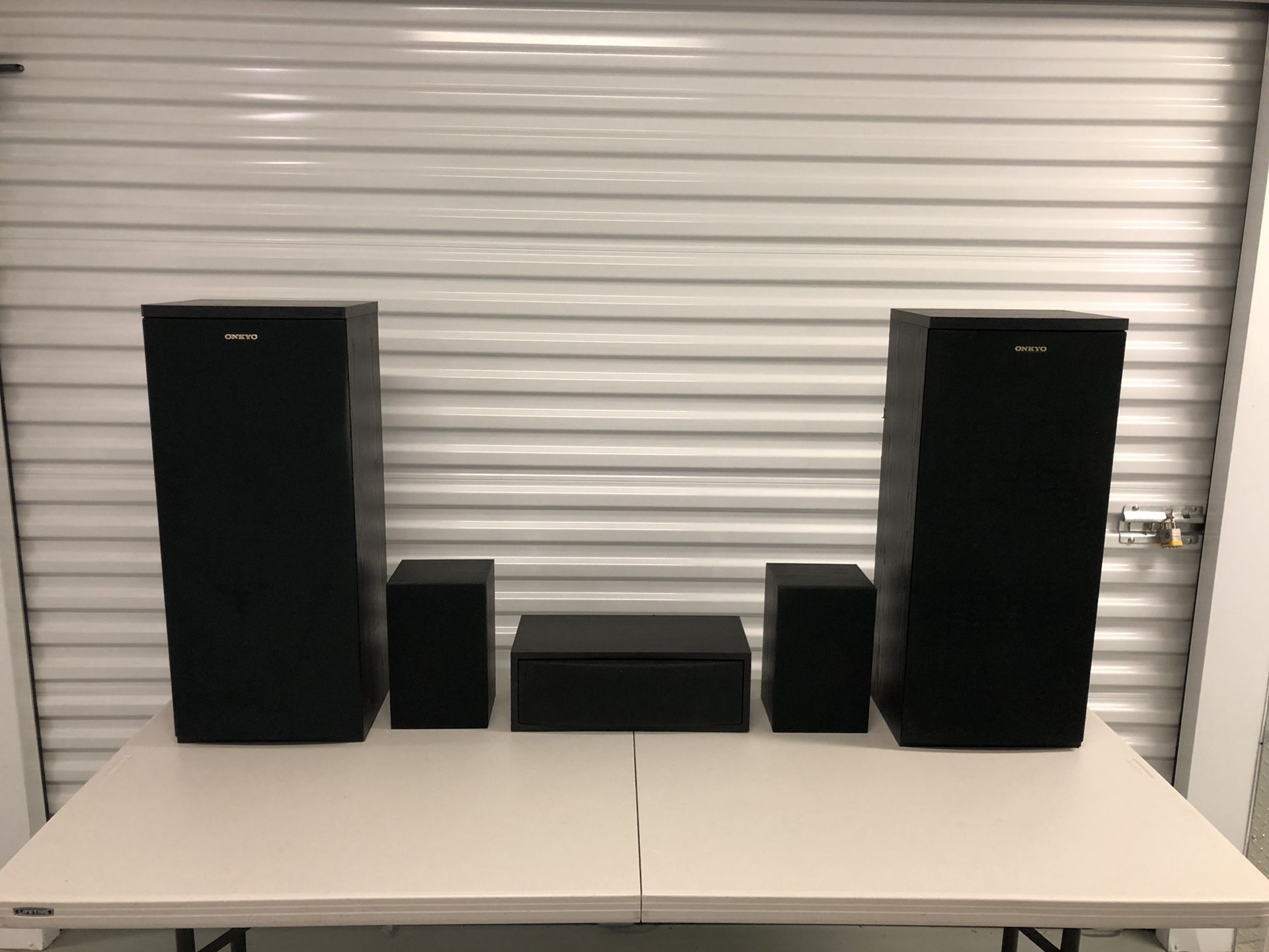 5 Piece Onkyo Fusion Surround Sound Speaker Set - Excellent Condition
