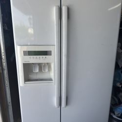 Whirpool Gold Refrigerator 