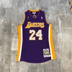 Kobe Bryant Lakers 24 Jersey Mitchell And Ness 