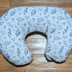Graco Nursing Pillow