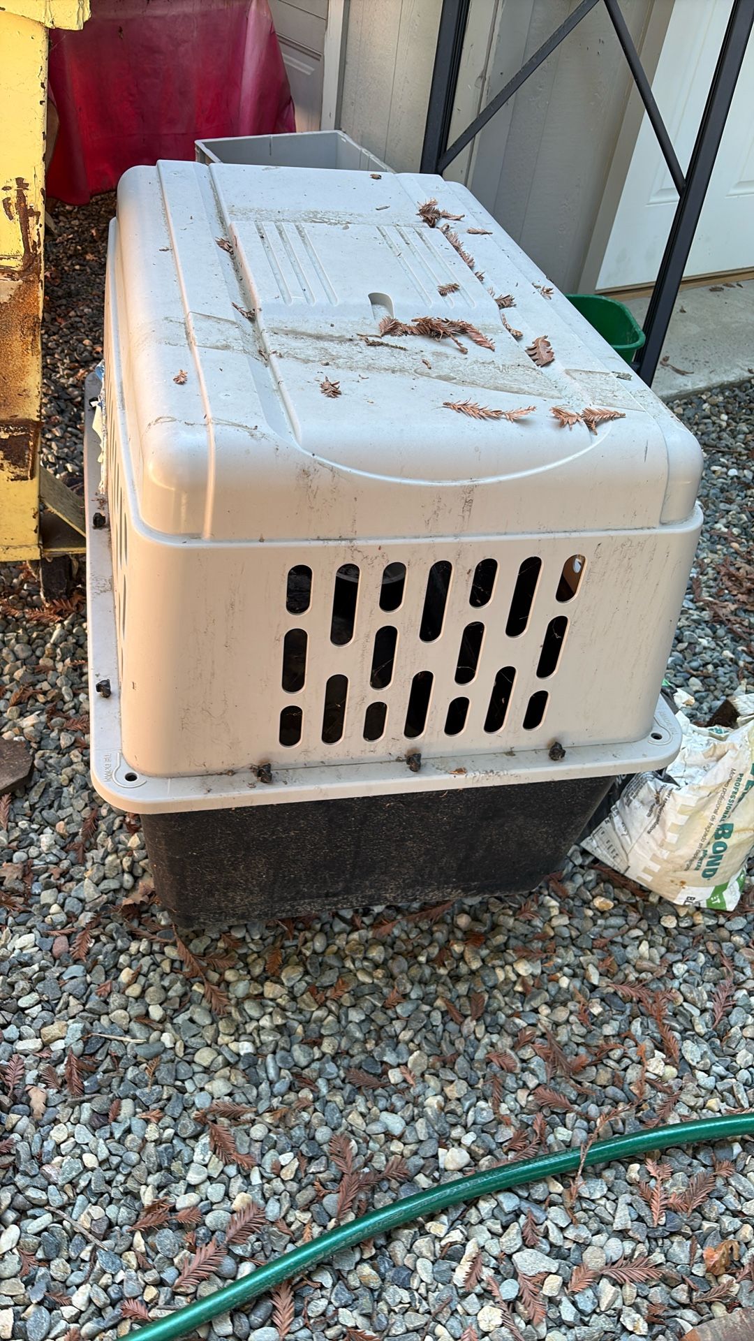 Pet Kennel