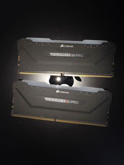 VENGEANCE® RGB PRO 32GB (2 x 16GB) DDR4 DRAM Up To 3200MHz C16 Memory Kit — Black
