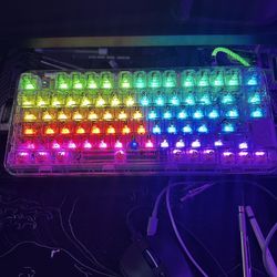 Gamakay 75 keyboard 