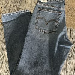 women Levi’s Wedgie Straight 28x28