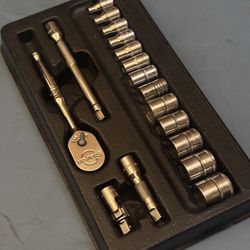 Snap-on Tools 17 pc 1/4" Drive 6-Point Metric Starter Set