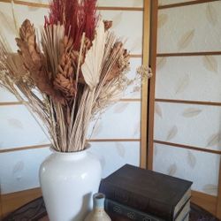 Dried Floral Arrangement 