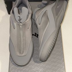 Converse Shai 001 - Ares Gray - Size 12M 