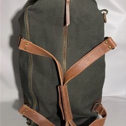 United By Blue Mt. Drew Dark Green Organic Cotton & Leather Trim Duffle Duffel Weekender Travel Bag