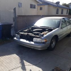 94-96 Chevy Impala Ss For Parts