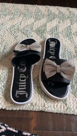 JUICY CATOUR SANDALS!!
