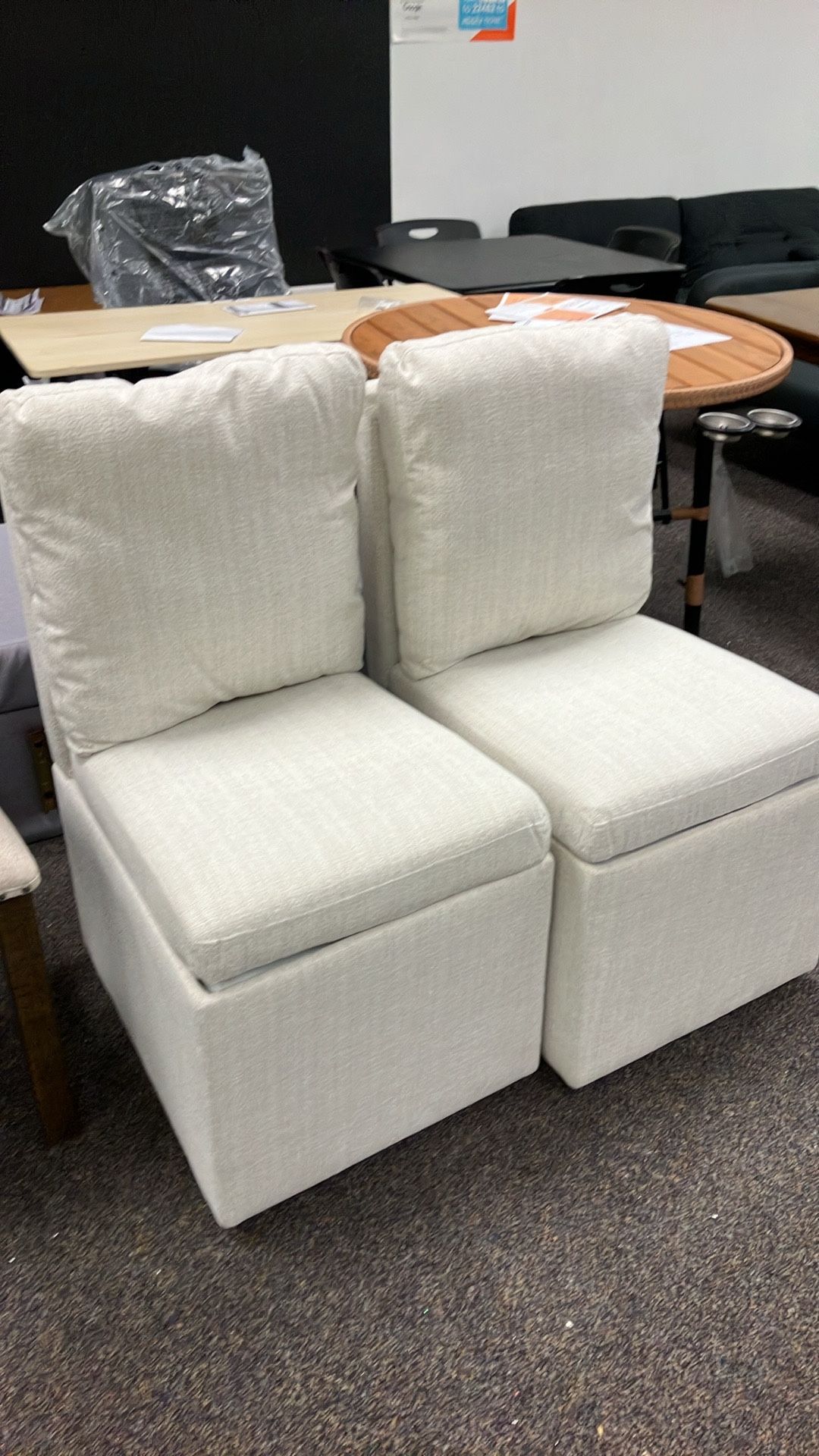 💥💥BlowOut Sale💥 Upholstered Dining Chair with Casters Armless Modern Rolling Design for Ever